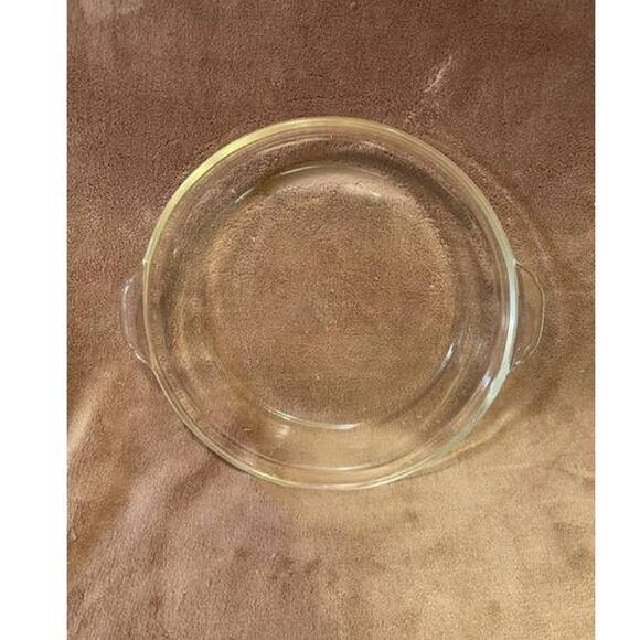 Vintage Fire King 9" Handled Glass Baking Pie Plate (#461) - Picture 2 of 5